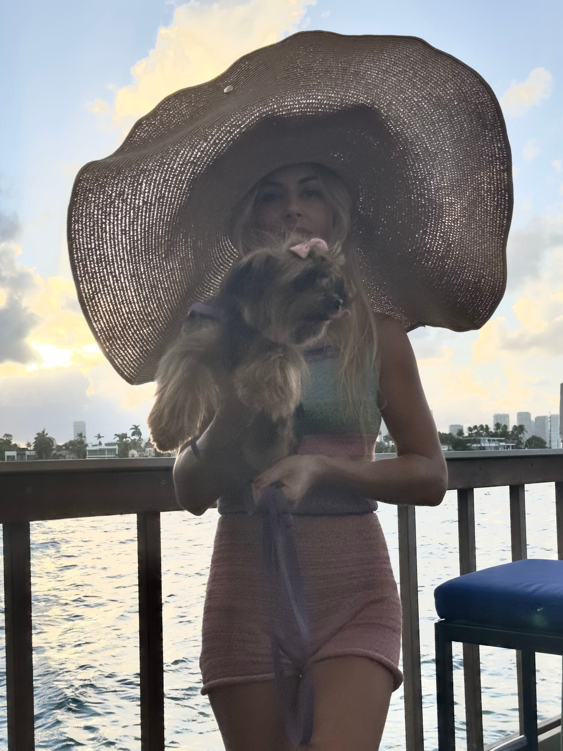 Wide brim luxury sun hat waterfront - yacht season oversized straw hat women